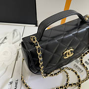 Chanel Flap Bag Black Lambskin Gold 19x11x3.5cm - 3