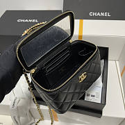 Chanel Vanity Case Wooden Bead Handle Bag 16x8x10cm - 4