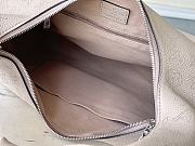 Louis Vuitton LV Why Knot MM Galet Beige 36 x 43 x 15 cm - 5