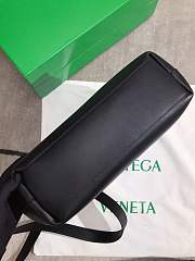 Bottega Veneta The Triangle Bag Black 35x26x15cm - 2