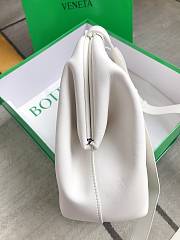 Bottega Veneta The Triangle Bag White 35x26x15cm - 3