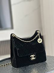 Chanel Small Hobo Bag Velvet Black 22.5x21.5x7cm - 5