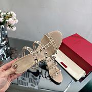 Valentino Garavani Women's Beige Rockstud Sandals 6.5cm - 4