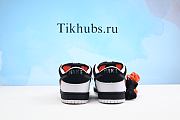 TIGHTBOOTH x Nike SB Dunk Low Sneaker - 5