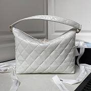 Chanel Lambskin Large Hobo Bag White 29.5x37x13cm - 3