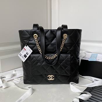 Chanel Shopping Bag Shiny Lambskin Black 33x31x10cm