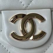 Chanel Shopping Bag Shiny Lambskin White 33x31x10cm - 2
