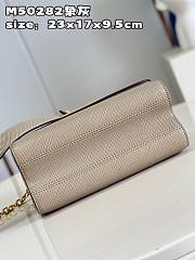 Louis Vuitton LV Twist MM Beige 23 x 17 x 9.5 cm - 5