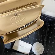 Chanel Flap Bag Beige Lambskin Silver 23cm - 2