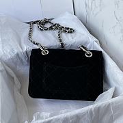 Chanel Flap Bag Messenger Suede Black 19cm - 4