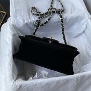 Chanel Flap Bag Messenger Suede Black 19cm - 2