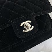 Chanel Flap Bag Messenger Suede Black 19cm - 3