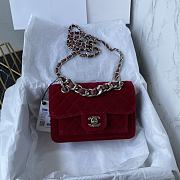 Chanel Flap Bag Messenger Suede Red 19cm - 1