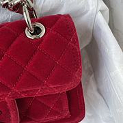 Chanel Flap Bag Messenger Suede Red 19cm - 4