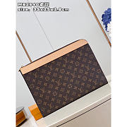 Louis Vuitton LV Pochette Jour Monogram 35 x 25 x 2.8 cm - 1