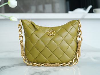 Chanel Hobo Handbag Lambskin Green 19x24x5cm