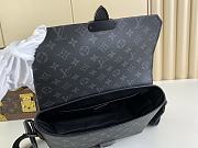 Louis Vuitton LV S-Cape Messenger Monogram 28 x 16 x 10 cm - 2