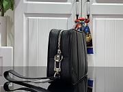 Louis Vuitton LV Pochette Kasai Taiga Black 25 x 15.5 x 6.5 cm - 5