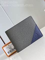 Louis Vuitton LV Multiple Taiga Grey Blue 11.5 x 9 x 1.5 cm - 1