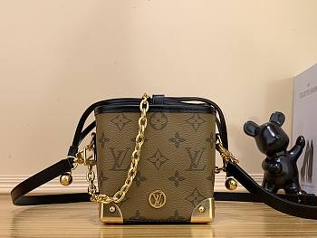 Louis Vuitton LV Vanity Case Monogram 11.5cm