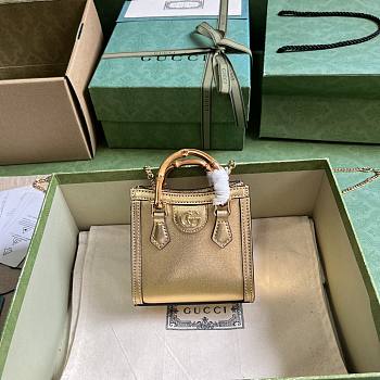 Gucci Diana Super Mini Bag Gold 16.5x12x6cm