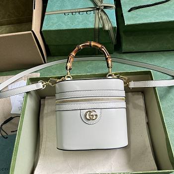 Gucci Mini Bamboo Shoulder Bag White 15.5x13.5x4cm