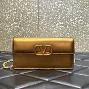 Valentino Garavani Small Leather Chain Wallet Gold 20x5.5x10cm - 1