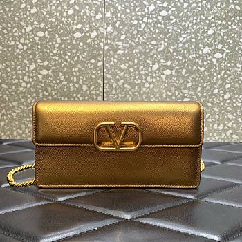 Valentino Garavani Small Leather Chain Wallet Gold 20x5.5x10cm