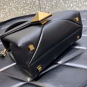 Valentino One Stud Mini Leather Shoulder Bag Black 20x13x8.5cm - 5