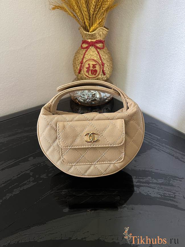 Chanel Beige Pouch Caviar Gold 16x16x5.5cm - 1