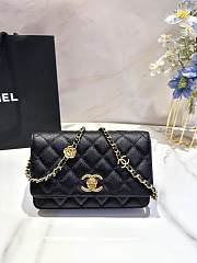 Chanel 23k WOC Black Caviar 19x12cm - 1