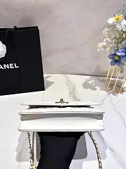 Chanel 23k WOC White Caviar 19x12cm - 5