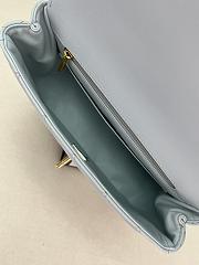 Chanel Small Flap Bag Top Handle Blue 22x21x6.5cm - 4