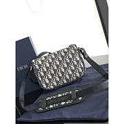 Dior 8 Mini Bag With Strap Beige And Black Dior Oblique Jacquard 18.5x13x4cm - 4