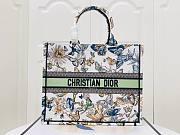 Dior Large Book Tote White Multicolor Mexico Embroidery 42cm - 1