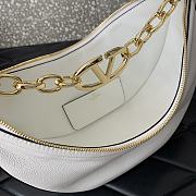 Valentino Garavani Guitar Rockstud Hobo Bag White 29x23x11cm - 6