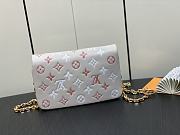 Louis Vuitton LV Pochette Coussin Cream 20x14x8cm - 5