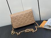 Louis Vuitton LV Pochette Coussin Camel H27 20 x 14 x 8 cm - 2