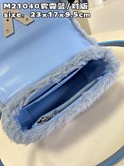 Louis Vuitton LV Twist MM Blue Silver 23 x 17 x 9.5 cm - 4