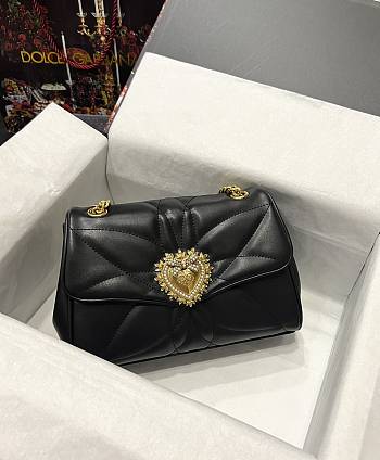 Dolce & Gabbana Devotion Shoulder Bag Black 26x18x8.5cm