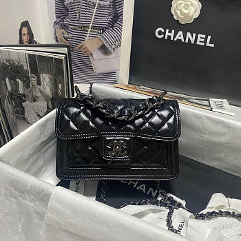 Chanel Flap Bag Lambskin Black with Black Hardware 19x14x6cm