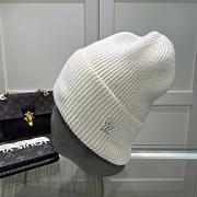 Louis Vuitton Cashmere Ahead Beanie White - 1