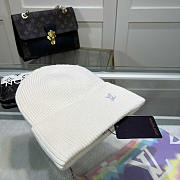 Louis Vuitton Cashmere Ahead Beanie White - 2