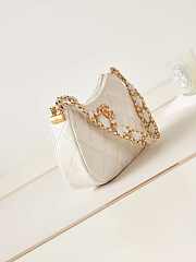 Chanel 23K Hobo Bag Lambskin Gold Metal White 23.5x13.5x5.3cm - 4