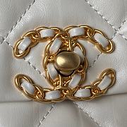 Chanel 23k Flap Bag White Gold 13.5x20.5x5cm - 2