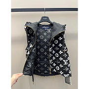 Louis Vuitton LV Sleeveless Hooded Monogram Teddy Jacket Black And White - 2