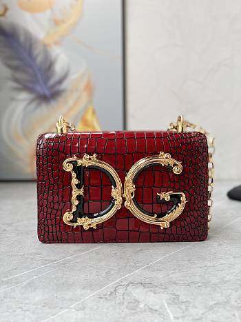 Dolce & Gabbana DG Girls Crossbody Red Crocodle Bag 21x4x15cm