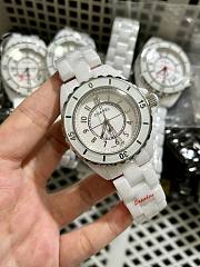 Chanel J12 White Watch 38mm - 1