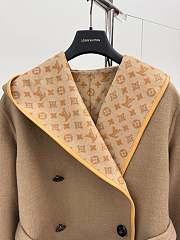 Louis Vuitton 3D Monogram Double-Breasted Wrap Coat  - 5