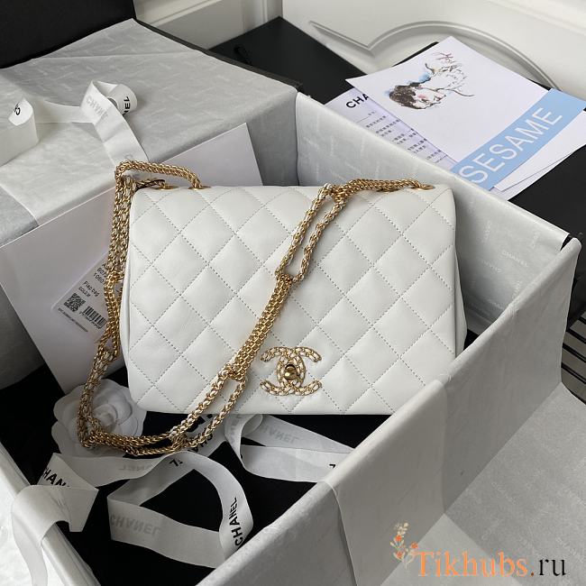Chanel 22A Flap Bag White Gold 16x23.5x6.5cm - 1